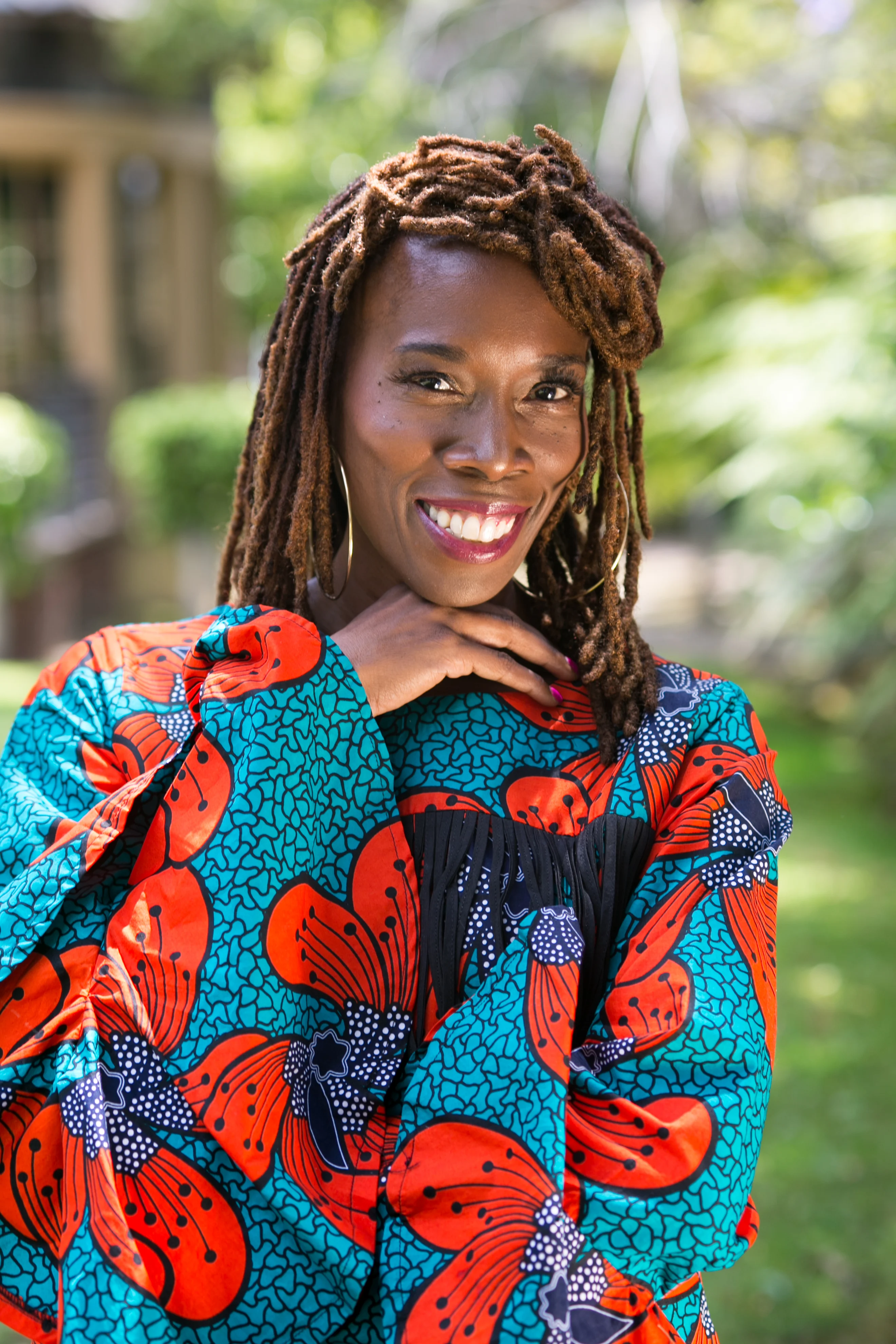 Thema-Bryant-Headshot